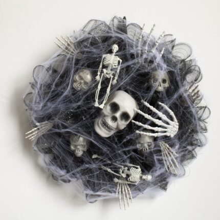 Scary Realistic Skull Head Wreath