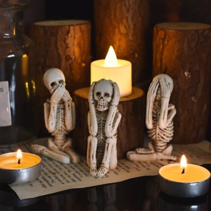 Scary Three Skulls Set Ornament