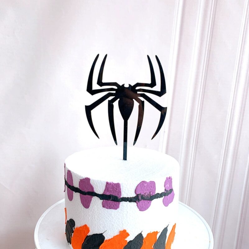 Spider Cakes Decoration Idea